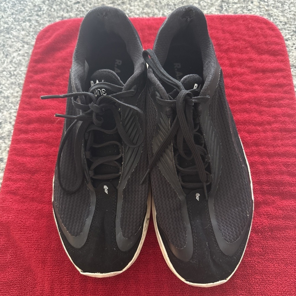 R.A.D One Men's Sz 12 Black Gym Cross Training Short Distance‎ Running Sneakers